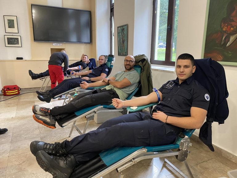 0-02-05-af7bfa9fea126f34cb65619f4c02e36341aaaa7ae1fe50b060bf9102f0b4787e_59f168bcca22df41