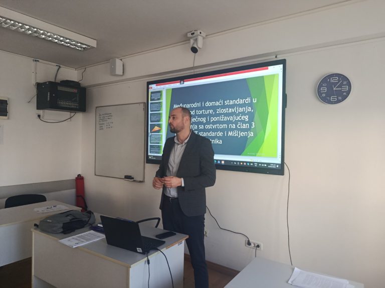 0-02-05-b7df3af9f499763ad2b41ac8e2c63f9e377a00a7a5b87ddbb4f840776c6b0ee3_70c1f78816f86867